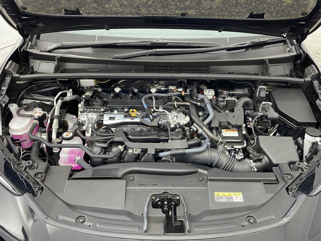 トヨタ プリウス Z 千葉県 2024(令6)年 0.7万km アティチュードブラックマイカ 禁煙車/12.3インチディスプレイオーディオ（コネクティットナビ対応）/フルセグTV　Bluetooth　AM/FM/バックカメラ/全方位カメラ/ビルトインETC2.0/オートライト/オートハイビーム/衝突軽減ブレーキ/レーンキープアシスト/ブラインドスポットモニター/ブレーキホールド/電子パーキング/メモリーシート/パワーシート/シートヒータ―/エアシート/ハンドルヒーター/オートリトラミラー/デジタルインナーミラー/タイプC入力端子
