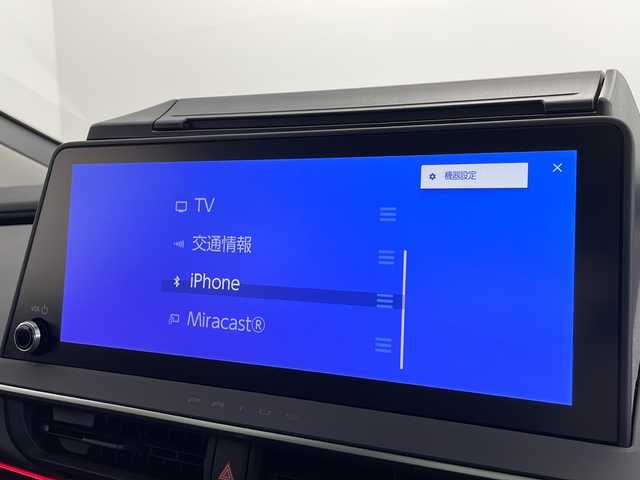 トヨタ プリウス Z 千葉県 2024(令6)年 0.7万km アティチュードブラックマイカ 禁煙車/12.3インチディスプレイオーディオ（コネクティットナビ対応）/フルセグTV　Bluetooth　AM/FM/バックカメラ/全方位カメラ/ビルトインETC2.0/オートライト/オートハイビーム/衝突軽減ブレーキ/レーンキープアシスト/ブラインドスポットモニター/ブレーキホールド/電子パーキング/メモリーシート/パワーシート/シートヒータ―/エアシート/ハンドルヒーター/オートリトラミラー/デジタルインナーミラー/タイプC入力端子