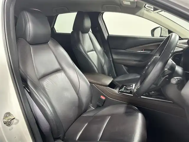 マツダ ＣＸ－３０ 20S Lパッケージ 大阪府 2019(令1)年 3.8万km スノーフレイクホワイトパールマイカ 純正ナビ(フルセグ/DVD再生/Bluetooth) 360カメラ ETC 革シート パワーシート/ヒーター ハンドルヒーター 電動リアゲート 衝突軽減 レーダークルコン BSM クリアランスソナー
