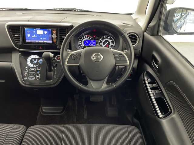 日産 デイズ ルークス ハイウェイスター Gターボ 宮崎県 2018(平30)年 1.8万km チタニウムグレーメタリック 禁煙車/エマージェンシーブレーキ/社外ナビTV/（カロッツェリア/AVIC-RW801/CD/DVD/フルセグTV)/社外ドライブレコーダー/社外ETC/純正LEDオートライト/純正フォグ/純正15インチアルミ/純正エアロ/純正ルーフエンドスポイラー/純正フロアマット/両側電動スライドドア/オートマチックハイビーム/レーンディパーチャーアラート/クリアランスソナー/アイドリングストップ/クルーズコントロール/オートエアコン/リアサーキュレーター/インテリジェントキー/プッシュエンジンスタート/新車時保証書/取扱い説明書