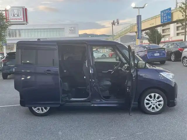 スズキ ソリオ HV MZ 山梨県 2018(平30)年 8.4万km ミッドナイトバイオレットメタリック (株)IDOMが運営する【じしゃロン甲府店】の自社ローン専用車両になります。/こちらは現金またはオートローンご利用時の価格です。自社ローンご希望の方は別途その旨お申付け下さい/スマートキー /衝突軽減ブレーキ/レーダークルーズ/パドルシフト/両側パワースライドドア/リアコーナーセンサー/８インチナビ・フルセグTV/CD・DVD・BTオーディオ/全方位カメラ/オートライト/取説書