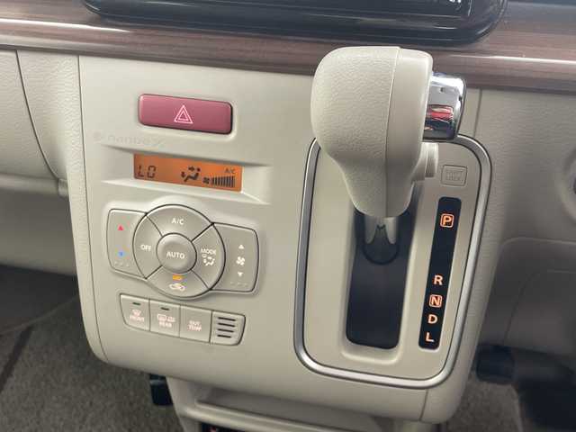 スズキ ラパン ＬＣ X 愛知県 2022(令4)年 3.5万km トラッドカーキメタリック/ソフトベージュ 2トーン ４WD/純正８型ナビフルセグTV/バックカメラ/ETC/ドライブレコーダー/スズキセーフティサポート /ルーフキャリア/シートヒーター /パーキングセンサー/コーナーセンサー /ステアリングスイッチ/純正１４インチアルミ/ワンオーナー /保証書・取説・スペアキー