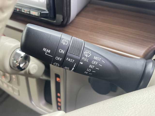 スズキ ラパン ＬＣ X 愛知県 2022(令4)年 3.5万km トラッドカーキメタリック/ソフトベージュ 2トーン ４WD/純正８型ナビフルセグTV/バックカメラ/ETC/ドライブレコーダー/スズキセーフティサポート /ルーフキャリア/シートヒーター /パーキングセンサー/コーナーセンサー /ステアリングスイッチ/純正１４インチアルミ/ワンオーナー /保証書・取説・スペアキー
