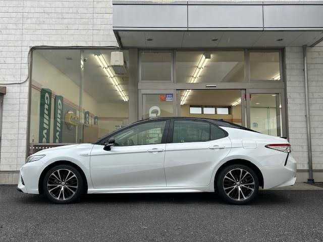 トヨタ カムリ WSレザーパッケージ 埼玉県 2020(令2)年 4.8万km アティチュードブラックマイカ/プラチナホワイトパールマイカ ディスプレイオーディオ/【CD/DVD/フルセグ/Bluetooth】/JBLサウンド/レーダークルーズコントロール/プリクラッシュセーフティシステム/ハーフレザーシート/ETC/パワーシート/ドライブレコーダー/横滑り防止装置