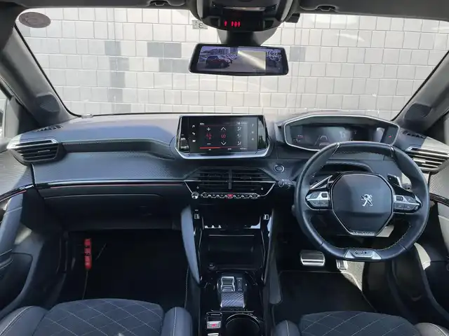 プジョー プジョー ２０８ GT 静岡県 2023(令5)年 1.5万km ネイクルホワイト 純正ディスプレイオーディオ/衝突軽減ブレーキ/アクティブクルーズコントロール/ブラインドスポット/バックカメラ/コーナーセンサー/ハーフレザーシート/シートヒーター/LEDヘッドライト/ETC