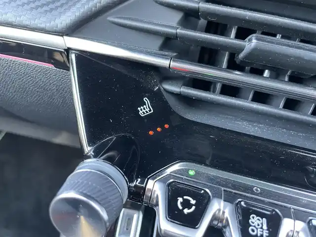 プジョー プジョー ２０８ GT 静岡県 2023(令5)年 1.5万km ネイクルホワイト 純正ディスプレイオーディオ/衝突軽減ブレーキ/アクティブクルーズコントロール/ブラインドスポット/バックカメラ/コーナーセンサー/ハーフレザーシート/シートヒーター/LEDヘッドライト/ETC