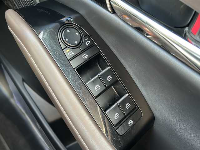 マツダ ＣＸ－３０ XD Lパッケージ 静岡県 2020(令2)年 5.4万km ソウルレッドクリスタルM 純正ナビ/・FM/・AM/・Bluetooth/・USB/・CD/DVD/・メモリーオーディオ/・TV/・HDMI/主要装備/・３６０°ビューモニター/・ＥＴＣ/・ＢＯＳＥサウンド/・レーダークルコン/・スマートブレーキサポート/・ヘッドアップディスプレイ/・ドライブレコーダー/・運転席+助手席シートヒーター/・ステアリングヒーター/・ＭＴモード付ＡＴ/・パワーシート/・i-stop/・TCS/・コーナーセンサー/・パワーバックドア