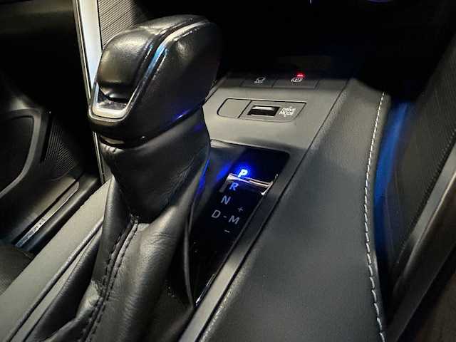 トヨタ ハリアー Z レザーパッケージ 道央・札幌 2020(令2)年 5.3万km ブラック 【2509049801】/４ＷＤ　/モデリスタエアロ　/ＪＢＬサプレミアムウンドシステム　/ディスプレイオーディオ　/ブラインドスポットモニター　/全方位カメラ　/前席エアシート　/革シート　/前席電動シート/デジタルインナーミラー　/純正２０インチアルミホイール/トヨタセーフティセンス/レーダークルーズ/電動リアゲート/LEDヘッドライト/ステアリングヒーター