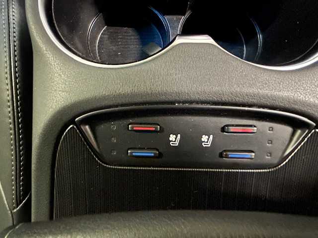 トヨタ ハリアー Z レザーパッケージ 道央・札幌 2020(令2)年 5.3万km ブラック 【2509049801】/４ＷＤ　/モデリスタエアロ　/ＪＢＬサプレミアムウンドシステム　/ディスプレイオーディオ　/ブラインドスポットモニター　/全方位カメラ　/前席エアシート　/革シート　/前席電動シート/デジタルインナーミラー　/純正２０インチアルミホイール/トヨタセーフティセンス/レーダークルーズ/電動リアゲート/LEDヘッドライト/ステアリングヒーター