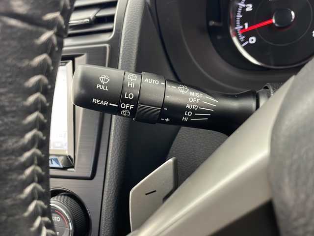 スバル フォレスター 2．0XT 秋田県 2013(平25)年 5.6万km クリスタルブラックシリカ ４WD/社外SDナビ(Bluetooth/CD/DVD/フルセグ)/ETC/前後ドライブレコーダー/前席シートヒーター/パドルシフト/サンルーフ/前席パワーシート/電動リアゲード/クルーズコントロール/ダウンヒルアシストコントロール/オートライト/純正AW/LEDヘッドライト/スマートキー/スペアキー