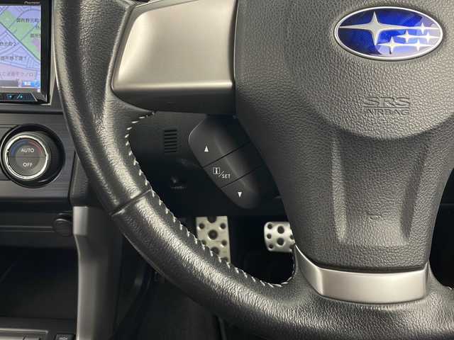 スバル フォレスター 2．0XT 秋田県 2013(平25)年 5.6万km クリスタルブラックシリカ ４WD/社外SDナビ(Bluetooth/CD/DVD/フルセグ)/ETC/前後ドライブレコーダー/前席シートヒーター/パドルシフト/サンルーフ/前席パワーシート/電動リアゲード/クルーズコントロール/ダウンヒルアシストコントロール/オートライト/純正AW/LEDヘッドライト/スマートキー/スペアキー