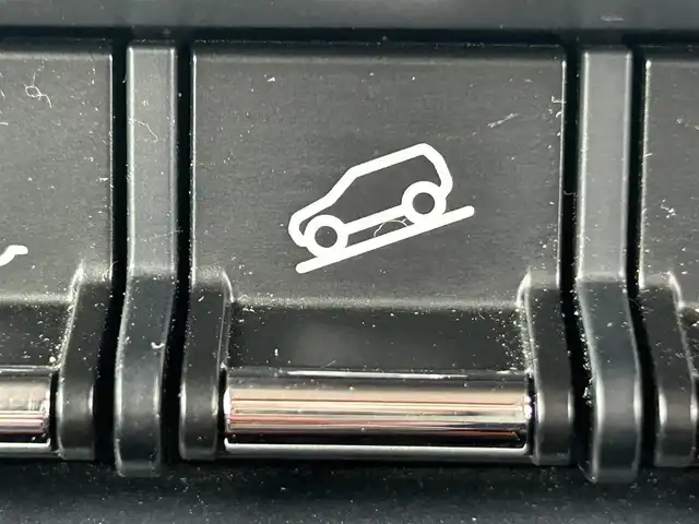 スズキ ハスラー X 道南・函館 2015(平27)年 3.9万km パッションオレンジマイカ/スペリアホワイト /社外メモリーナビ//フルセグTV//レーダーブレーキサポート//運転席シートヒーター//ヒルディセントコントロール//グリップコントロール//HIDヘッドライト//フォグランプ//アイドリングストップ//横滑り防止//スペアキー//取扱説明書//保証書