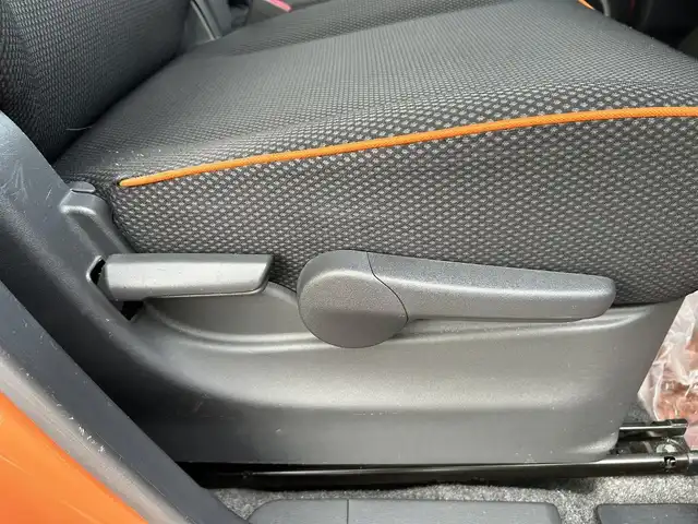 スズキ ハスラー X 道南・函館 2015(平27)年 3.9万km パッションオレンジマイカ/スペリアホワイト /社外メモリーナビ//フルセグTV//レーダーブレーキサポート//運転席シートヒーター//ヒルディセントコントロール//グリップコントロール//HIDヘッドライト//フォグランプ//アイドリングストップ//横滑り防止//スペアキー//取扱説明書//保証書