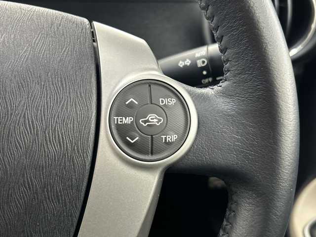 トヨタ アクア G 神奈川県 2014(平26)年 5.2万km ライムホワイトパールクリスタルシャイン 純正SDナビ【NSZT-W62G】/モデリスタフルエアロ/スマートキー/バックカメラ/ETC/純正フロアマット/ハロゲンヘッドランプ/オートライト/オートエアコン/デジタルメーター/横滑り防止装置