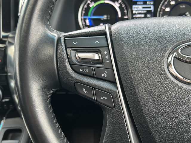 トヨタ アルファードハイブリット SR 道北・旭川 2020(令2)年 2.5万km ブラック /4WD//禁煙車//サンルーフ//純正ディスプレイオーディオ//CD/DVD/USB/BT//純正フリップダウンモニター//両側パワースライドドア//黒合皮シート//運転席メモリシート//パワーシート//シートヒーター＆エアシート//パワーバックドア//バックカメラ//トヨタセーフティセンス//PCS/LTA/ACC/BSM/RCTA/RSA/PKSB//クリアランスソナー//デジタルインナーミラー//オートハイビーム//オートライト//3眼LEDヘッドライト//フォグライト//前後ドライブレコーダー//ビルトインETC2.0//サンシェード//純正フロアマット//ドアバイザー//保証書//取説