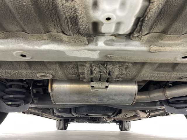 ホンダ ステップワゴン スパーダ Z 神奈川県 2011(平23)年 7.7万km プレミアムホワイトパール 純正7インチワイドHDDナビ/両側パワースライドドア/フリップダウンモニター/バックカメラ/純正16インチAW/横滑り防止装置/フォグランプ/オートライト/ウィンカーミラー/電動格納ミラー/シートリフター/パドルシフト/スマートキー/フロアマット/取扱説明書/保証書