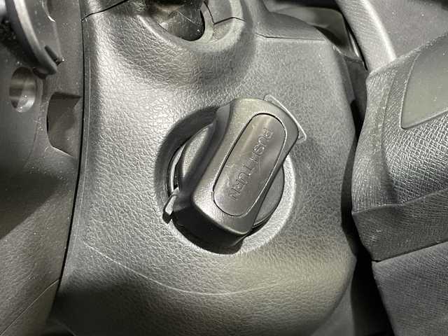 ホンダ ステップワゴン スパーダ Z 神奈川県 2011(平23)年 7.7万km プレミアムホワイトパール 純正7インチワイドHDDナビ/両側パワースライドドア/フリップダウンモニター/バックカメラ/純正16インチAW/横滑り防止装置/フォグランプ/オートライト/ウィンカーミラー/電動格納ミラー/シートリフター/パドルシフト/スマートキー/フロアマット/取扱説明書/保証書