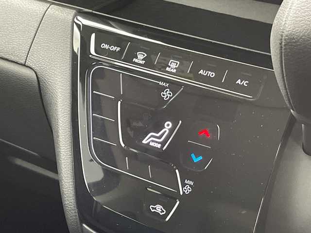 日産 ルークス ハイウェイスター X 群馬県 2023(令5)年 0.1万km アッシュブラウン/ソーダブルー 純正9インチディスプレイオーディオ アラウンドビューモニター アイドリングストップ 車線逸脱警報 エマージェンシーブレーキ 純正アルミホイール 禁煙車 純正フロアマット プッシュスタート 片側パワスラ