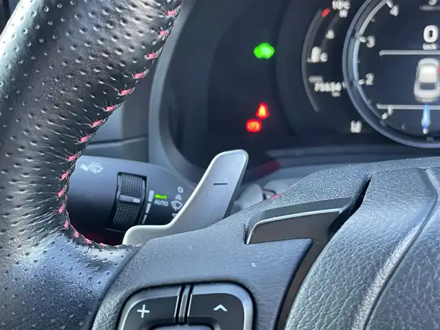 レクサス ＩＳ 300h Fスポーツ 山梨県 2021(令3)年 7.6万km ソニッククロム 純正10.3型ナビ/フルセグTV/バックモニター/ビルトインETC2.0/クルーズコントロール/セーフティシステムプラス/・リクラッシュセーフティ/・レーントレーシングアシスト/・オートマチックハイビーム/・ロードサインアシスト/・ドライバー異常時対応システム/ブラインドスポットモニター/パーキングサポートブレーキ/LEDヘッドランプ/オートライト/オートハイビーム/ディンプル革巻きステアリング/ステアリングヒーター/パドルシフト/レッド合皮スポーツシート/前席パワーシート/シートヒーター/純正19インチアルミホイール/スマートエントリー/スタートシステム/禁煙車