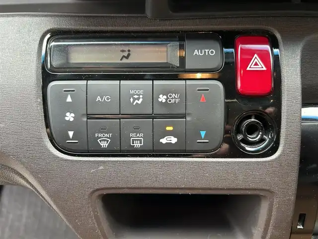 ホンダ Ｎ ＯＮＥ セレクト 長崎県 2019(平31)年 4.6万km プレミアムアイボリーパールⅡ 社外SDナビ/・AM/FM/CD/DVD/BT/フルセグTV/バックカメラ/ステアリングスイッチ/前席シートヒーター/ビルトインETC/電動格納ウィンカーミラー/ライトレベライザー/フロアマット/ドアバイザー/保証書/取扱説明書/スペアキー