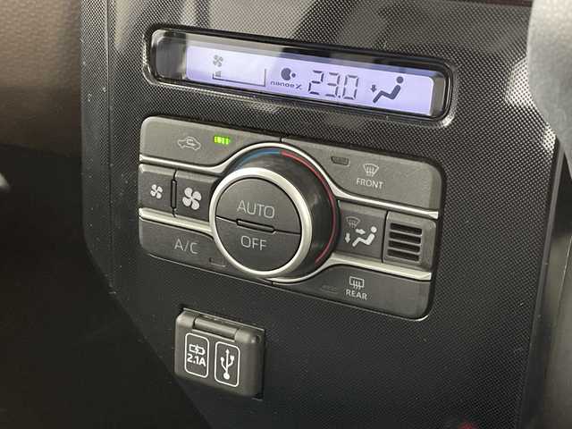 トヨタ ルーミー G 新潟県 2023(令5)年 2万km パールホワイトⅢ 純正ディスプレイオーディオ/全方位カメラ/スマートアシスト/　・衝突軽減ブレーキ/　・先行車発信お知らせ/　・車線逸脱警報/　・標識認識/　・ふらつき警報/前後ドライブレコーダー/ビルトインETC/両側パワースライドドア/コーナーセンサー/オートライト/オートハイビーム/LEDヘッドライト/アイドリングストップ/プッシュスタート/前席シートヒーター/オートドアミラー/純正フロアマット/純正ドアバイザー/スペアキー×1