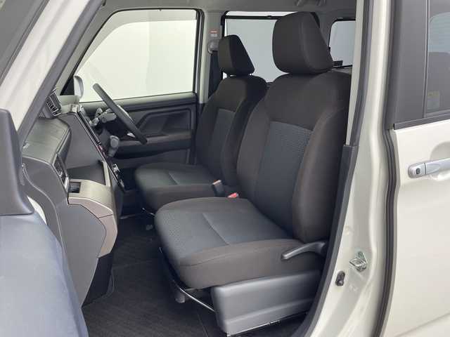 トヨタ ルーミー G 新潟県 2023(令5)年 2万km パールホワイトⅢ 純正ディスプレイオーディオ/全方位カメラ/スマートアシスト/　・衝突軽減ブレーキ/　・先行車発信お知らせ/　・車線逸脱警報/　・標識認識/　・ふらつき警報/前後ドライブレコーダー/ビルトインETC/両側パワースライドドア/コーナーセンサー/オートライト/オートハイビーム/LEDヘッドライト/アイドリングストップ/プッシュスタート/前席シートヒーター/オートドアミラー/純正フロアマット/純正ドアバイザー/スペアキー×1