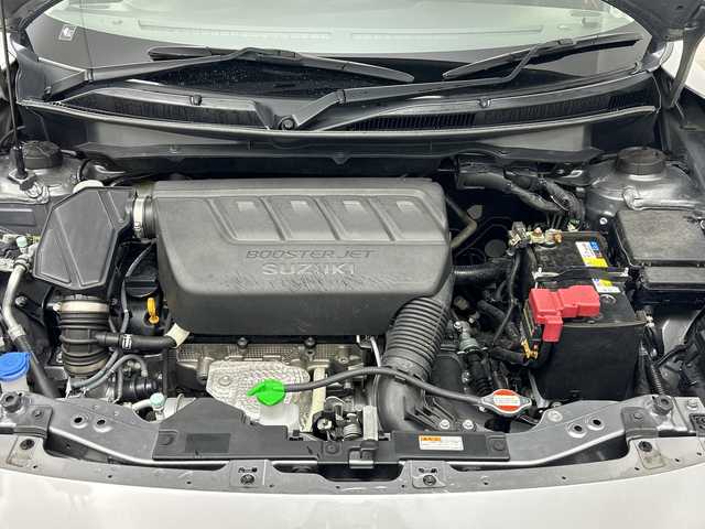 スズキ スイフト スポーツ セーフティPKG 三重県 2018(平30)年 2.3万km プレミアムシルバーメタリック /純正ディラーオプション8インチナビ【CN-RZ83】/CD/DVD/フルセグTV/Bluetooth/SD/AM/FM//全方位モニター//衝突軽減ブレーキ//クルーズコントロール//ETC//シートヒーター//革巻きステアリング//ステアリングリモコン//ステアリングチルド機構//パドルシフト//LED//オートライト//フォグランプ//ウィンカー・電動格納式ミラー//リアワイパー//純正フロアマット//純正17インチアルミ