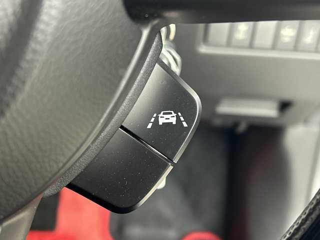 スズキ スイフト スポーツ セーフティPKG 三重県 2018(平30)年 2.3万km プレミアムシルバーメタリック /純正ディラーオプション8インチナビ【CN-RZ83】/CD/DVD/フルセグTV/Bluetooth/SD/AM/FM//全方位モニター//衝突軽減ブレーキ//クルーズコントロール//ETC//シートヒーター//革巻きステアリング//ステアリングリモコン//ステアリングチルド機構//パドルシフト//LED//オートライト//フォグランプ//ウィンカー・電動格納式ミラー//リアワイパー//純正フロアマット//純正17インチアルミ