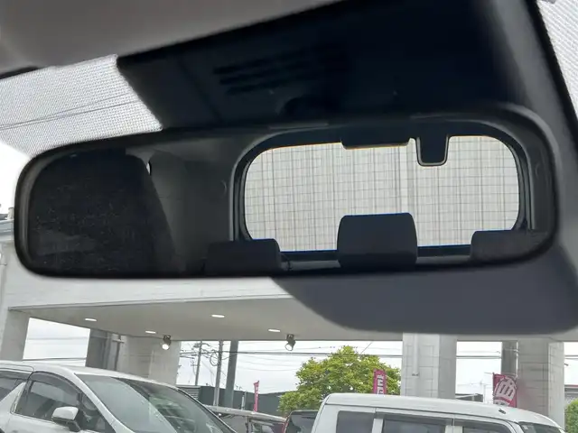 トヨタ シエンタ ハイブリッド Z 愛知県 2024(令6)年 0.7万km ブラック SDナビ（純正）/フルセグテレビ/全方位カメラ/両側パワースライドドア/LDA（レーンディパーチャーアラート）/BSM（ブラインドスポットモニター）/PCS（パワーコンディショナーシステム）/PDA（パーソナルデジタルアシスタント）/RCTA（リヤクロストラフィックアラート）/PKSB（パーキングサポートブレーキ）/RSA（ロードサインアシスト）/リアサーキュレーター/クリアランスソナー/LEDヘッドライト/プッシュスタート/Bluetooth接続/オートマチックハイビーム/オートライト/ウィンカーミラー/クルーズコントロール/プッシュスタート/ワンオーナー/ETC