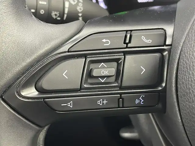 トヨタ シエンタ ハイブリッド Z 埼玉県 2024(令6)年 0.7万km ブラック 純正10.5型ディスプレイオーディオ　パノラミックビューモニター　両側パワースライドドア　トヨタセーフティセンス　レーサークルーズコントロール　ディスプレイ内蔵前後ドライブレコーダー　ETC２．０　リアサーキュレーター　ブラインドスポットモニタリング　前後クリアランスソナー　オートLEDヘッドライト　オートマチックハイビーム