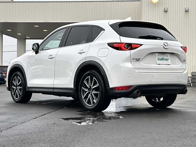 マツダ ＣＸ－５ XD Lパッケージ 道北・旭川 2018(平30)年 6.2万km スノーフレイクホワイトパールマイカ 4WD/BOSEサウンド/純正SDナビ/ CD/DVD/SD/USB/AUX/フルセグ/360°ビューモニター/衝突軽減ブレーキ/レーンキープアシスト/アイドリングストップ/レーダークルーズコントロール/コーナーセンサー /パワーシート /メモリシート/革シート/シートヒーター /ステアリングヒーター/オートライト/LEDヘッドライト/フォグライト/リアフォグ/ヘッドライトウォッシャー/純正エンジンスターター /ETC/ドライブレコーダー/純正フロアマット/17インチ冬タイヤ積込