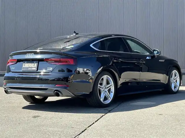 アウディ Ａ５ SB2．0TFSI Q スポーツ 道東・釧路十勝 2018(平30)年 2.8万km ミトスブラックメタリック アシスタンスパッケージ/Sラインパッケージ/アダプティブクルーズコントロール/ハーフレザー/シートヒーター(前席)/パワーシート(前席)/バーチャルコックピット/パワーバックドア/360°カメラ/ドライブレコーダー(前後)/純正メモリナビ/TV/BT/CD/パドルシフト/純正18インチAW/キセノンヘッドライト/オートライト/リアフォグライト/純正フロアマット/ETC
