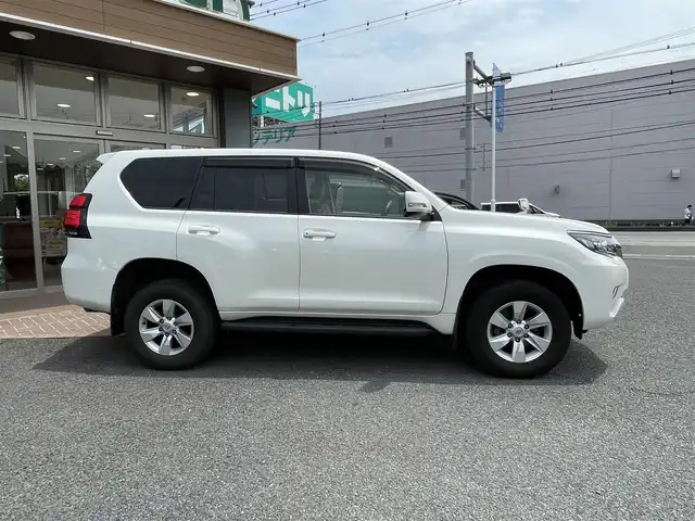 トヨタ ランドクルーザー プラド TX 埼玉県 2021(令3)年 4.8万km ホワイトパールクリスタルシャイン ワンオーナー/メモリナビ/フルセグテレビ/バックカメラ/ウィンカーミラー/クルーズコントロール/ドアバイザー/プッシュスタート/ETC/スペアキー