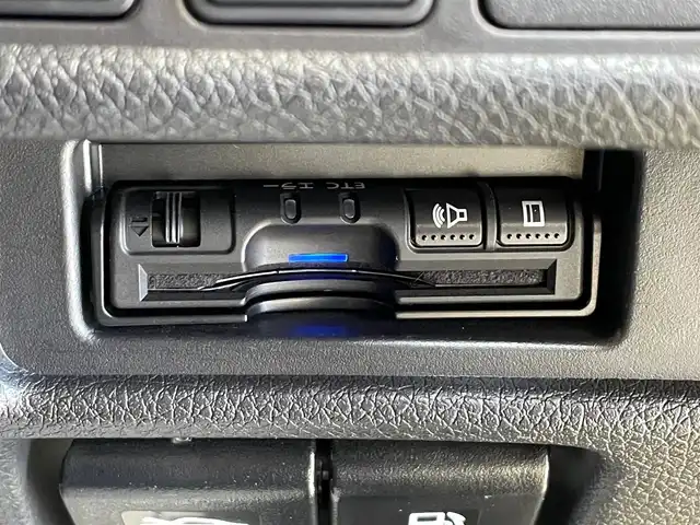 日産 エクストレイル 20Xi 岩手県 2019(平31)年 6.4万km ギャラクシーゴールド ４WD/プロパイロット/クルーズコントロール/レーンアシスト/全方位カメラ/シートヒーター/寒冷地仕様/エマージェンシーブレーキ/４X４-i/パワーバックドア/コーナーセンサー/横滑り防止装置/アイドリングストップ/純正ナビ（Bluetooth CD DVD Blu-ray　USB フルセグ）/LEDヘッドライト/オートハイビーム/ダウンヒルアシスト/オートホールドブレーキ/ステアリングスイッチ/ドライブレコーダー/ETC/インテリジェントルームミラー/純正１８インチアルミホイール