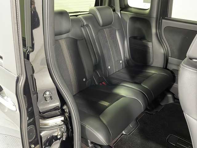 ホンダ Ｎ ＢＯＸ カスタム G EX ターボ ホンダセンシング 広島県 2020(令2)年 2.5万km クリスタルブラックパール 社外ナビ/両側パワースライドドア/バックカメラ/シートヒーター/ハーフレザーシート/パドルシフト/ホンダセンシング/・衝突軽減ブレーキ/・レーンキープアシスト/・アダプティブクルーズコントロール/・オートハイビーム/・誤発進抑制機能/LEDヘッドランプ/純正15インチAW/ETC/ドライブレコーダー