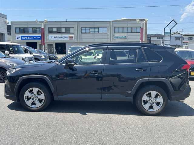 トヨタ ＲＡＶ４ X 群馬県 2021(令3)年 3.4万km 黒 ワンオーナー/ナビゲーション/ワンセグテレビ/CD＆DVD/ブルートゥース接続/バックカメラ/アイドリングストップ/アダプティブクルーズ/衝突軽減ブレーキ/車線逸脱警報/スマートキーX2個/プッシュスタート/ETC/コーナーセンサー/横滑り防止/盗難防止装置/保証書/取扱説明書/整備手帳