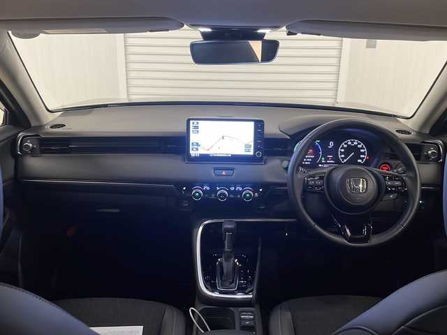 ホンダ ヴェゼル ハイブリッド e:HEV Z 熊本県 2024(令6)年 1.2万km ミッドナイトブルービームM 純正ナビ/（フルセグ/Bluetooth/CD/DVD/SD）/ダウンヒルアシストコントロール/衝突軽減ブレーキ/レーンキープアシスト/アダプティブクルーズコントロール/ブラインドスポットモニター/パワーバックドア/ハーフレザーシート/シートヒーター/ステアリングヒーター/ETC/バックカメラ/スマートキー/プッシュスタート/LEDヘッドライト
