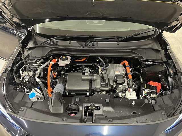 ホンダ ヴェゼル ハイブリッド e:HEV Z 熊本県 2024(令6)年 1.2万km ミッドナイトブルービームM 純正ナビ/（フルセグ/Bluetooth/CD/DVD/SD）/ダウンヒルアシストコントロール/衝突軽減ブレーキ/レーンキープアシスト/アダプティブクルーズコントロール/ブラインドスポットモニター/パワーバックドア/ハーフレザーシート/シートヒーター/ステアリングヒーター/ETC/バックカメラ/スマートキー/プッシュスタート/LEDヘッドライト