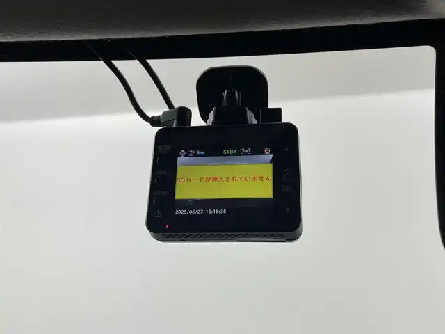 ホンダ ヴェゼル ハイブリッド e:HEV X HuNTパッケージ 埼玉県 2024(令6)年 0.5万km プラチナホワイトパール 純正ナビ/(Bluetooth/AUX/USB/CD/DVD/AM/FM)/地デジフルセグ/バックカメラ/前後ドライブレコーダー/ETC/Honda SENSING/・衝突軽減ブレーキ/・アダプティブクルーズコントロール/・先行車発進お知らせ機能/・路外逸脱抑制機能/・標識認識機能/・オートハイビーム/パドルシフト/ルーフレール/ドライブモードセレクト/ダウンヒルアシストコントロール/電子パーキングシステム/ブレーキホールド/ウィンカーミラー/フロントフォグランプ/ステアリングリモコン/純正16インチアルミホイール