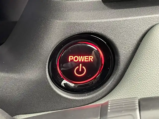 ホンダ ヴェゼル ハイブリッド e:HEV X HuNTパッケージ 埼玉県 2024(令6)年 0.5万km プラチナホワイトパール 純正ナビ/(Bluetooth/AUX/USB/CD/DVD/AM/FM)/地デジフルセグ/バックカメラ/前後ドライブレコーダー/ETC/Honda SENSING/・衝突軽減ブレーキ/・アダプティブクルーズコントロール/・先行車発進お知らせ機能/・路外逸脱抑制機能/・標識認識機能/・オートハイビーム/パドルシフト/ルーフレール/ドライブモードセレクト/ダウンヒルアシストコントロール/電子パーキングシステム/ブレーキホールド/ウィンカーミラー/フロントフォグランプ/ステアリングリモコン/純正16インチアルミホイール