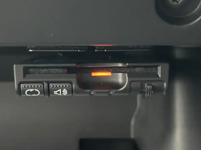 日産 エクストレイル 20Xi 大阪府 2018(平30)年 1.9万km ダイヤモンドブラック ProPILOT 純正ナビ(フルセグ/DVD再生/Bluetooth) 360カメラ ETC 革シート 電動リアゲート デジタルインナーミラー 衝突軽減 レーダークルコン BSM スマートキー