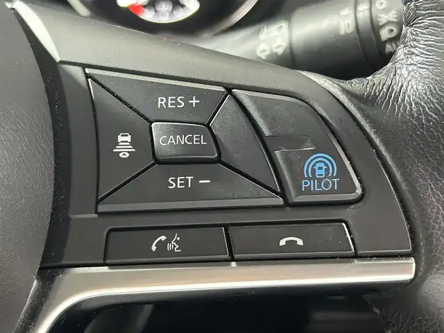 日産 エクストレイル 20Xi 大阪府 2018(平30)年 1.9万km ダイヤモンドブラック ProPILOT 純正ナビ(フルセグ/DVD再生/Bluetooth) 360カメラ ETC 革シート 電動リアゲート デジタルインナーミラー 衝突軽減 レーダークルコン BSM スマートキー