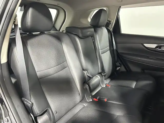 日産 エクストレイル 20Xi 大阪府 2018(平30)年 1.9万km ダイヤモンドブラック ProPILOT 純正ナビ(フルセグ/DVD再生/Bluetooth) 360カメラ ETC 革シート 電動リアゲート デジタルインナーミラー 衝突軽減 レーダークルコン BSM スマートキー