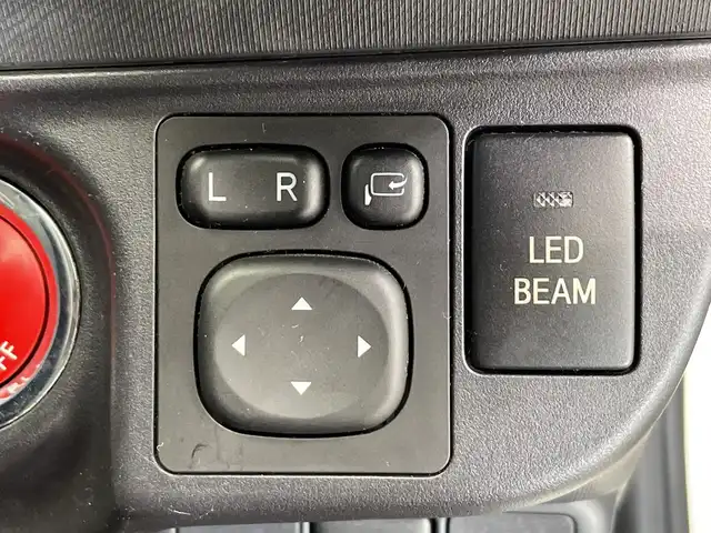トヨタ アクア G G’s 栃木県 2015(平27)年 5.9万km ライムホワイトパールクリスタルシャイン 純正ナビ/(Bluetooth/CD/DVD/フルセグTV/MSV/SD)/ミラー型ドラレコ/バックカメラ/ETC/ハーフレザーシート/オートライト/LEDヘッドライト/横滑り防止装置/フォグランプ/スマートキー/プッシュスタート/アイドリングストップ/ステアリングスイッチ/ウィンカーミラー/電動格納ミラー/純正17インチアルミホイール/純正フロアマット/デイライト/ドアバイザー