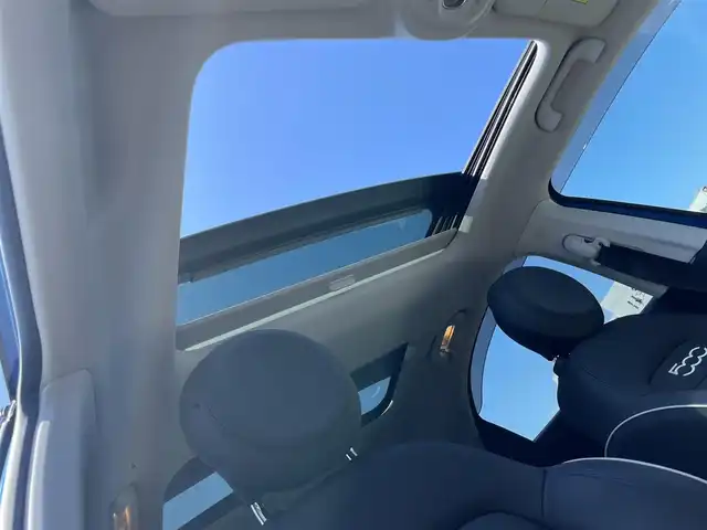 フィアット フィアット ５００Ｘ グランビスタ 静岡県 2021(令3)年 1.9万km 青Ｍ ディスプレイオーディオ/サンルーフ/衝突軽減ブレーキ/アクティブクルーズコントロール/レーンアシスト/ブラインドスポットアシスト/コーナーセンサー/バックカメラ/レザーシート/パワーシート/シートヒーター/LEDヘッドライト/前後ドライブレコーダー/ETC