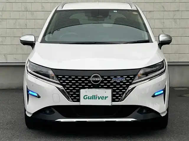 日産 ノート オーテック Xオーバー FOUR +アクティブ 埼玉県 2023(令5)年 2.3万km ピュアホワイトパール 登録時22341km/ワンオーナー/4WD/日産コネクトナビ(AM/FM/BT/フルセグTV)/B・F・S・全方位カメラ/純正ドライブレコーダー（前）/クルーズコントロール追従有/BSM/プロパイロット/前後コーナーセンサー/置くだけ充電/ビルトインETC2.0/純正フロアマット/純正ドアバイザー/ルーフレール/ＡＵＴＥＣＨ専用インテリア/専用ブラックレザレットシート/専用ブラック本革巻ステアリング/前席シートヒーター/ステアリングヒーター/ステアリングスイッチ/AUTECH16インチAW/純正ＬＥＤヘッドライト/フォグランプ/オートライト/トノカバー/横滑り防止装置/プッシュスタート/スマートキー/スペアキー1本/車両/ナビ取扱説明書/保証書