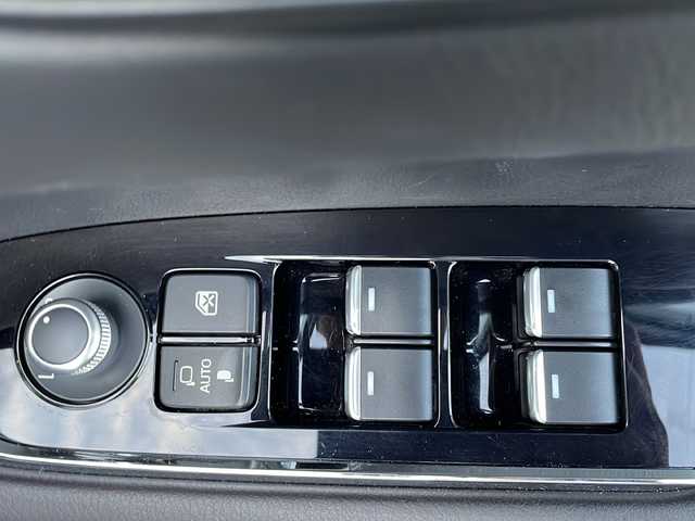 マツダ ＣＸ－５ XD エクスクルーシブモード 鳥取県 2019(令1)年 5.2万km マシーングレープレミアムM 4WD/i-ACTIVSENSE/・スマートブレーキサポート/・ブラインド・スポット・モニタリング/・車線逸脱警報システム/メーカーナビ/・フルセグ/CD/DVD/Bluetooth/全方位モニター/BOSEサウンドシステム/10スピーカー/本革シート/・シートヒーター/ベンチレーション/ハンドルヒーター/パワーリアゲート/スマートキー/プッシュスタート/ETC/アクティブドライビングディスプレイ/前後ドライブレコーダー/高輝度ダーク塗装純正19AW/LEDヘッドライト/オートライト/W&サイドエアバック/カーテンエアバック