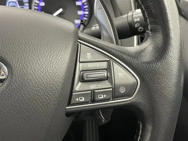 日産 スカイライン 200GT－t タイプSP 埼玉県 2015(平27)年 4.3万km ダークメタルグレー 純正ナビ　アラウンドビューモニター　ＢＯＳＥサウンド　黒レザー　ビルトインＥＴＣ　ミラー型ドライブレコーダー　シートヒーター　メモリシート　純正アルミホイール　オートライト　ＬＥＤライト　地デジＴＶ