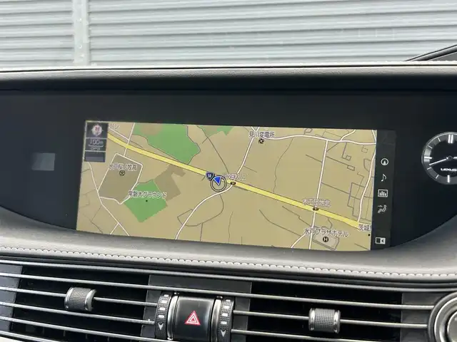 レクサス ＬＳ 500 Fスポーツ 茨城県 2018(平30)年 5.6万km ホワイトノーヴァガラスフレーク サンル-フ /マクレビ /HUD /サラウンドビューモニター /黒革 /シートヒーター /ベンチレーション /M付パワーシート /デジタルインナーミラー /レクサスSFT /ACC /LKA /BSM /RCTA /パワートランク /三眼LED /ナビ /12セグ /BT/USB/DVD /パークセンサー /ETC2.0 /禁煙車