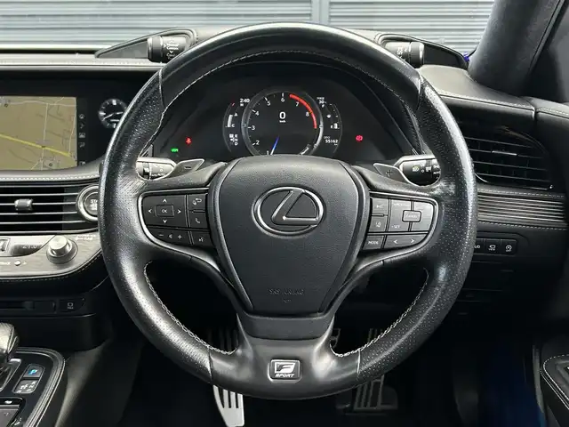 レクサス ＬＳ 500 Fスポーツ 茨城県 2018(平30)年 5.6万km ホワイトノーヴァガラスフレーク サンル-フ /マクレビ /HUD /サラウンドビューモニター /黒革 /シートヒーター /ベンチレーション /M付パワーシート /デジタルインナーミラー /レクサスSFT /ACC /LKA /BSM /RCTA /パワートランク /三眼LED /ナビ /12セグ /BT/USB/DVD /パークセンサー /ETC2.0 /禁煙車